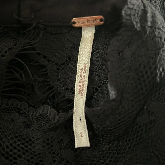 Free people “Verushka” lace Dress. Size 2 black - Picture 6 of 10